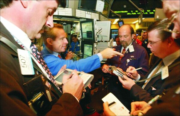 Wall Street a deschis în urcare